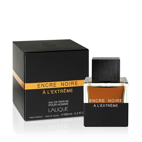 lalique encre noire a l'extreme.